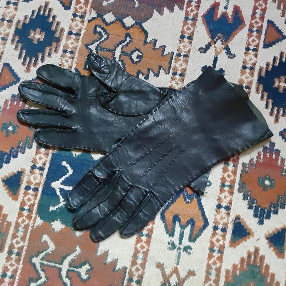 Vintage Leather Hand Stitched Gloves Black Gauntlet 1960s Size 7 / 7 1/2